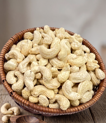 PREMIUM CASHEW NUTS (KAJU)